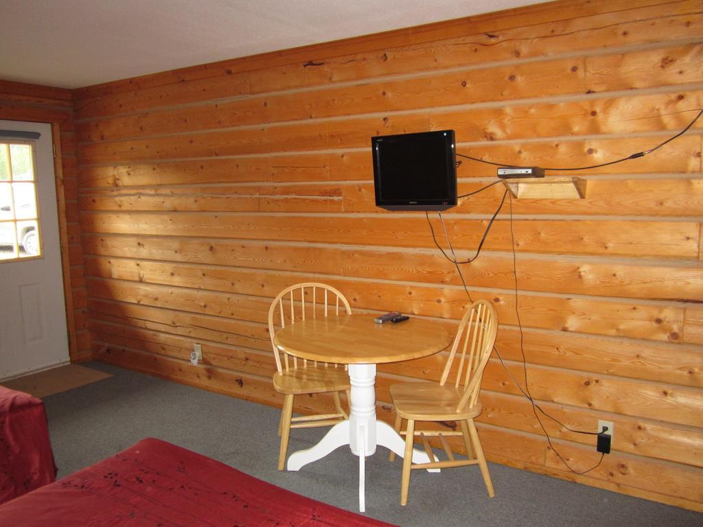 Spirit Lake Lodge Whitehorse Zimmer foto