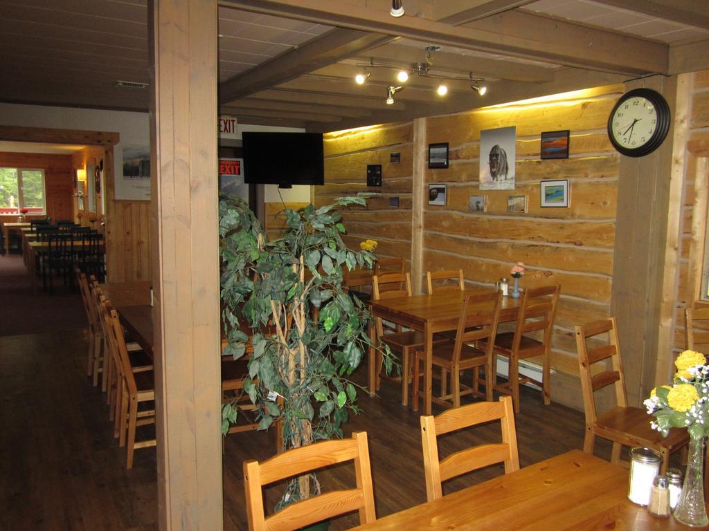 Spirit Lake Lodge Whitehorse Exterior foto