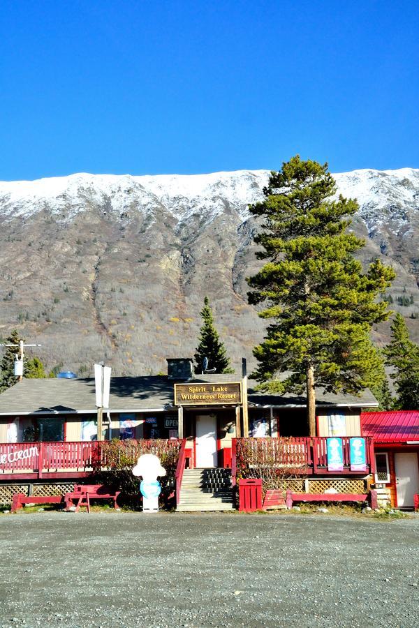 Spirit Lake Lodge Whitehorse Exterior foto
